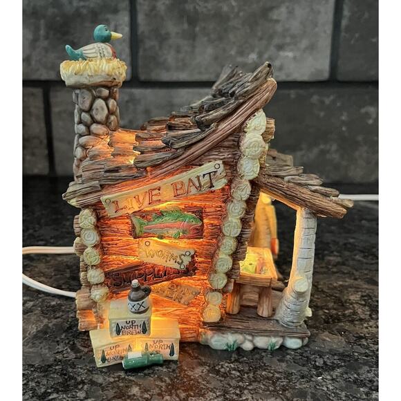 Enesco Moose Creek Crossing “Sven’s Bait Shop” 1995 Nightlight #170577 - Picture 7 of 9